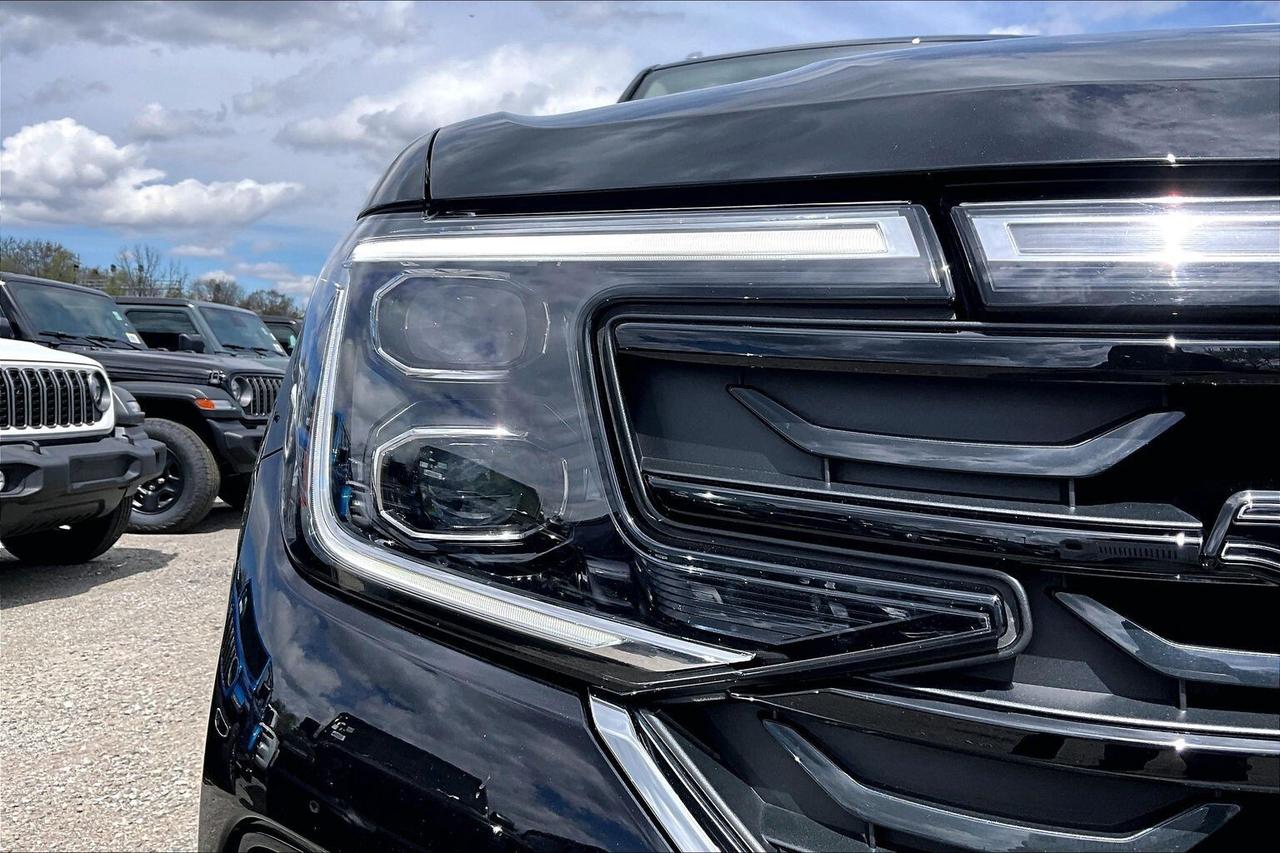 2026 Volkswagen Atlas Execline R Line | 7 Seat | Vented Leather | AWD Photo
