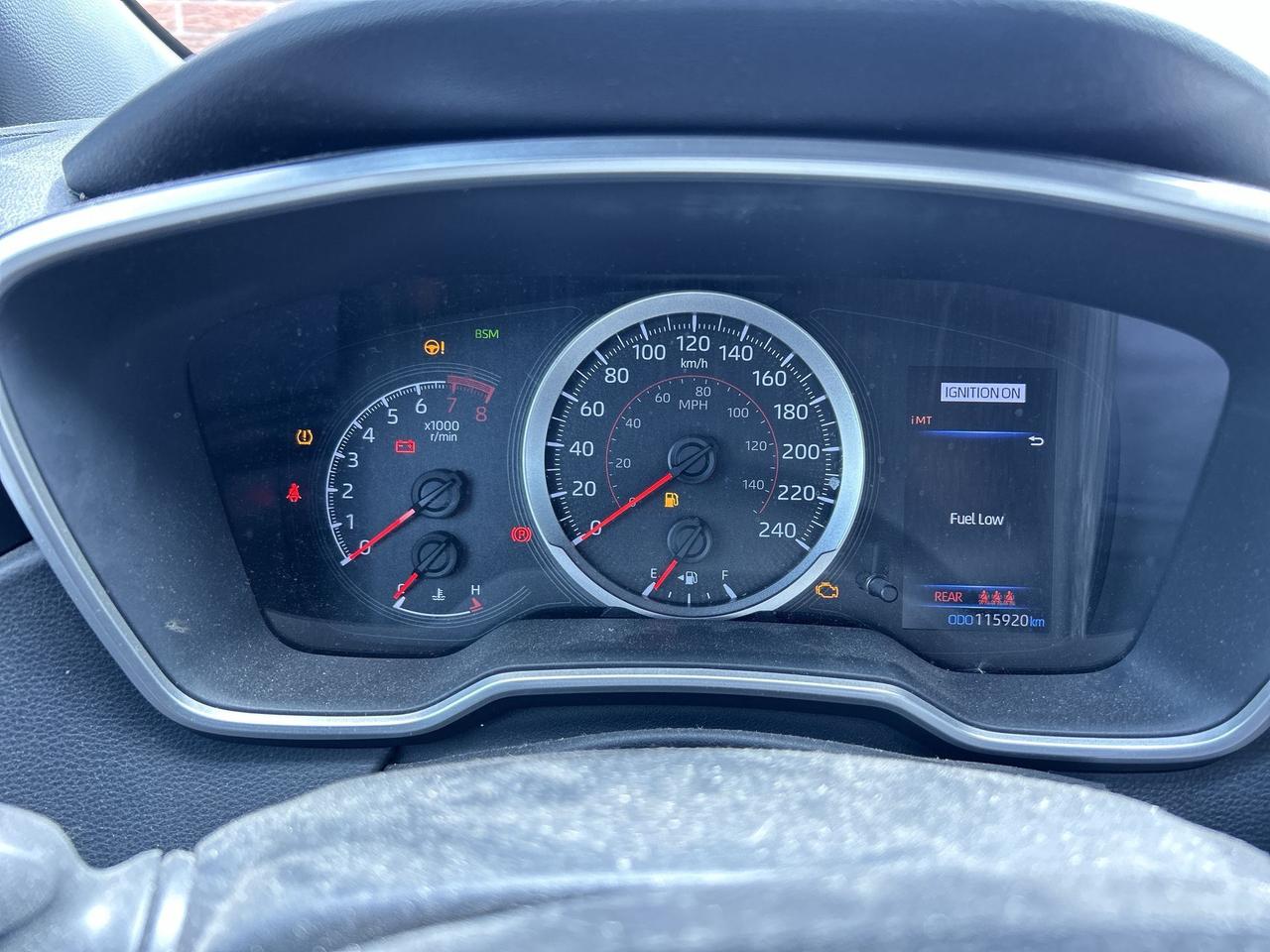 2021 Toyota Corolla SE HATCH | 6-SPEED | HTD SEATS | CARPLAY Photo