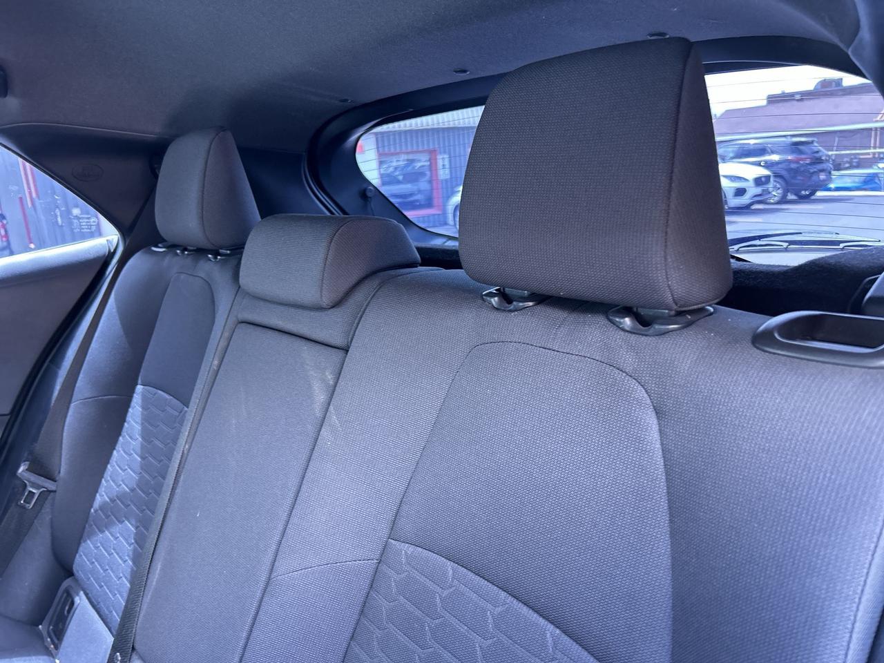 2021 Toyota Corolla SE HATCH | 6-SPEED | HTD SEATS | CARPLAY Photo