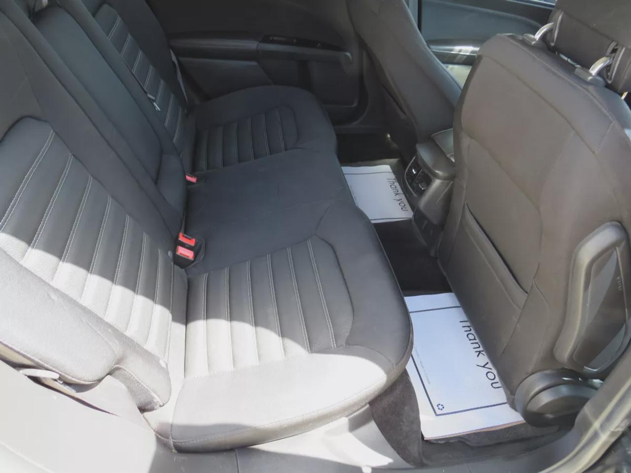 2014 Ford Fusion SE | Clean Title No Accidents | Alloy Rims | Tints | Digital Touchscreen | Reverse Camera | CD Player | Photo