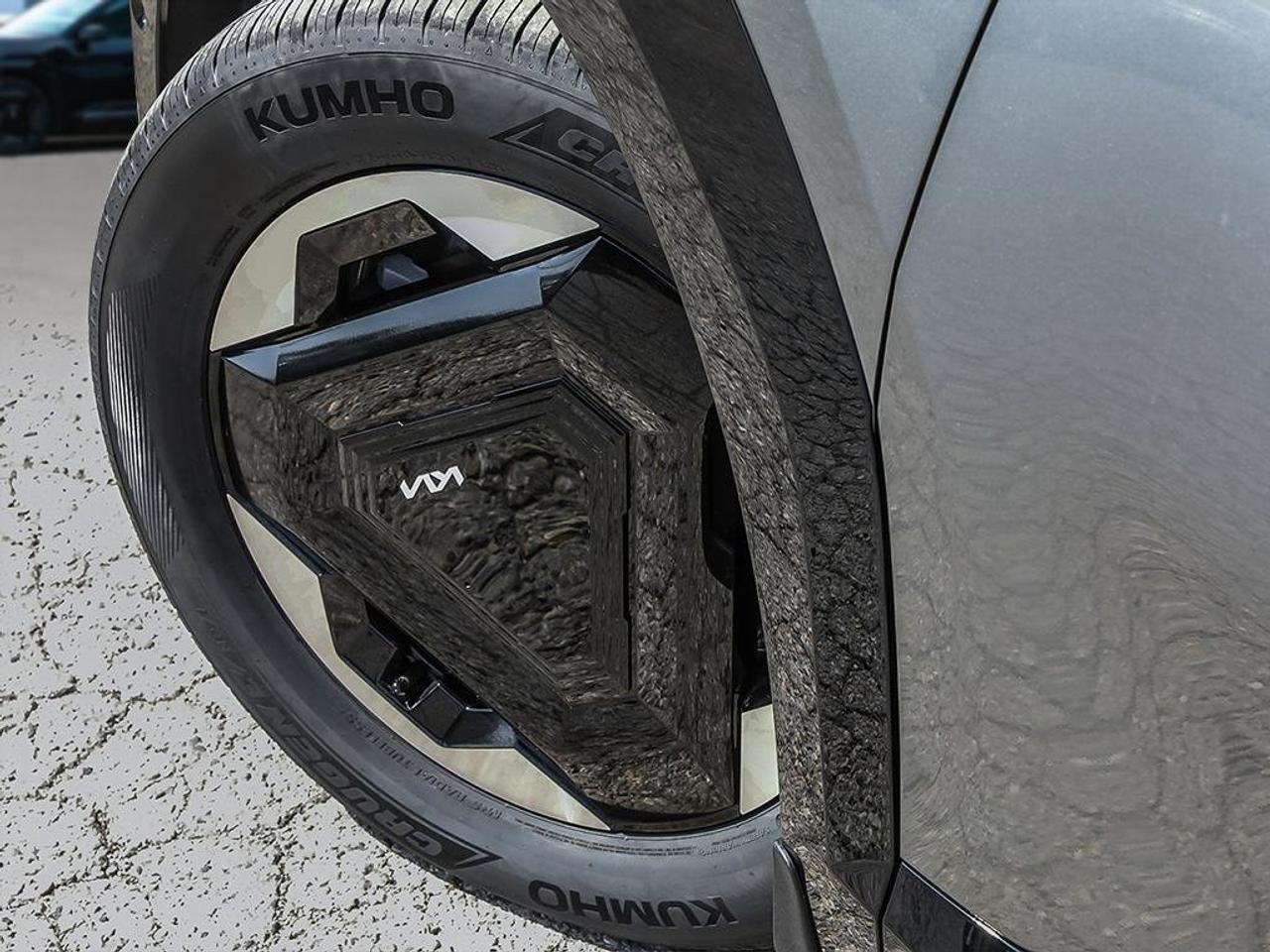 2026 Kia EV9 Land AWD w/ Premium Package Photo
