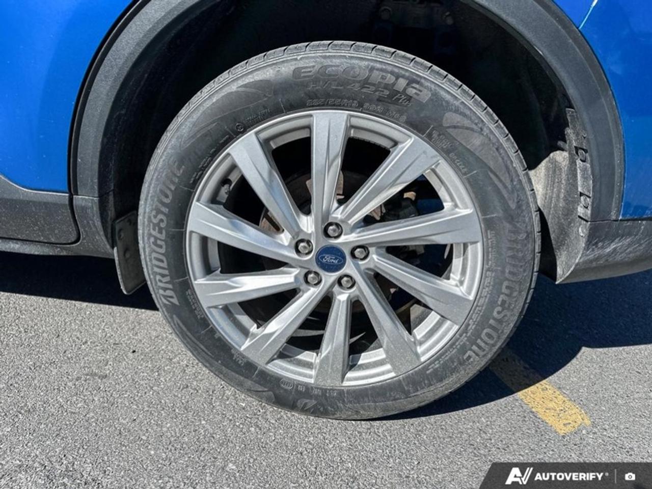 2021 Ford Escape Titanium AWD  HYBRID AWD TITANIUM Photo