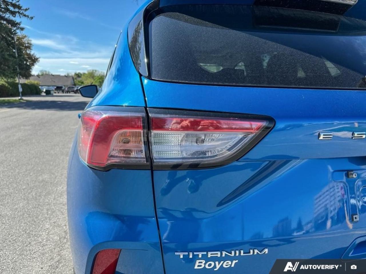 2021 Ford Escape Titanium AWD  HYBRID AWD TITANIUM Photo