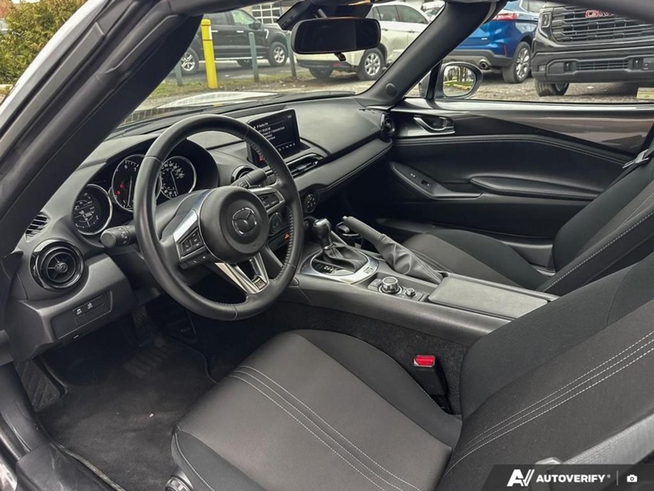 2023 Mazda Miata MX-5 GS  GS, AUTO, SHOWROOM CONDITION Photo