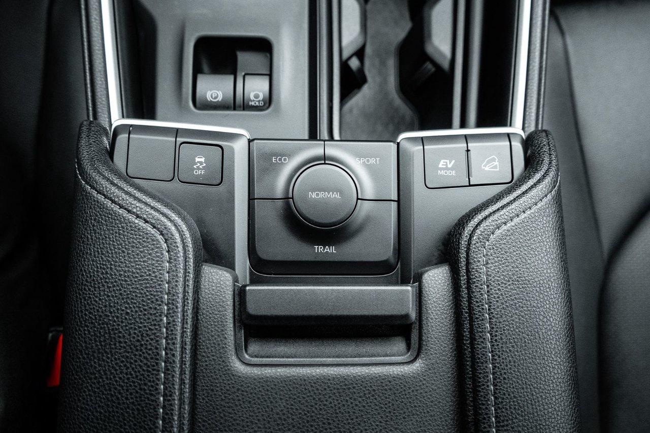 2025 Toyota Grand Highlander HYBRID XLE Photo