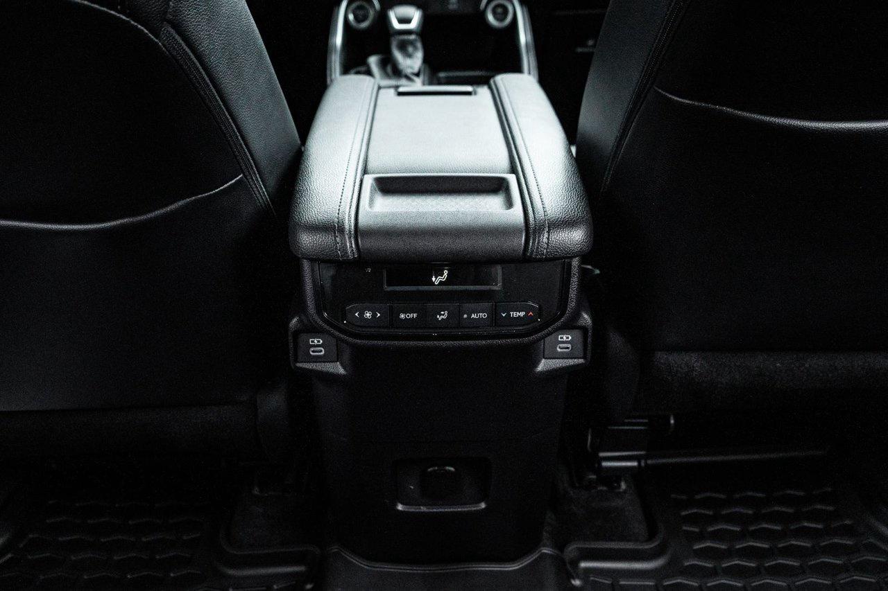 2025 Toyota Grand Highlander HYBRID XLE Photo