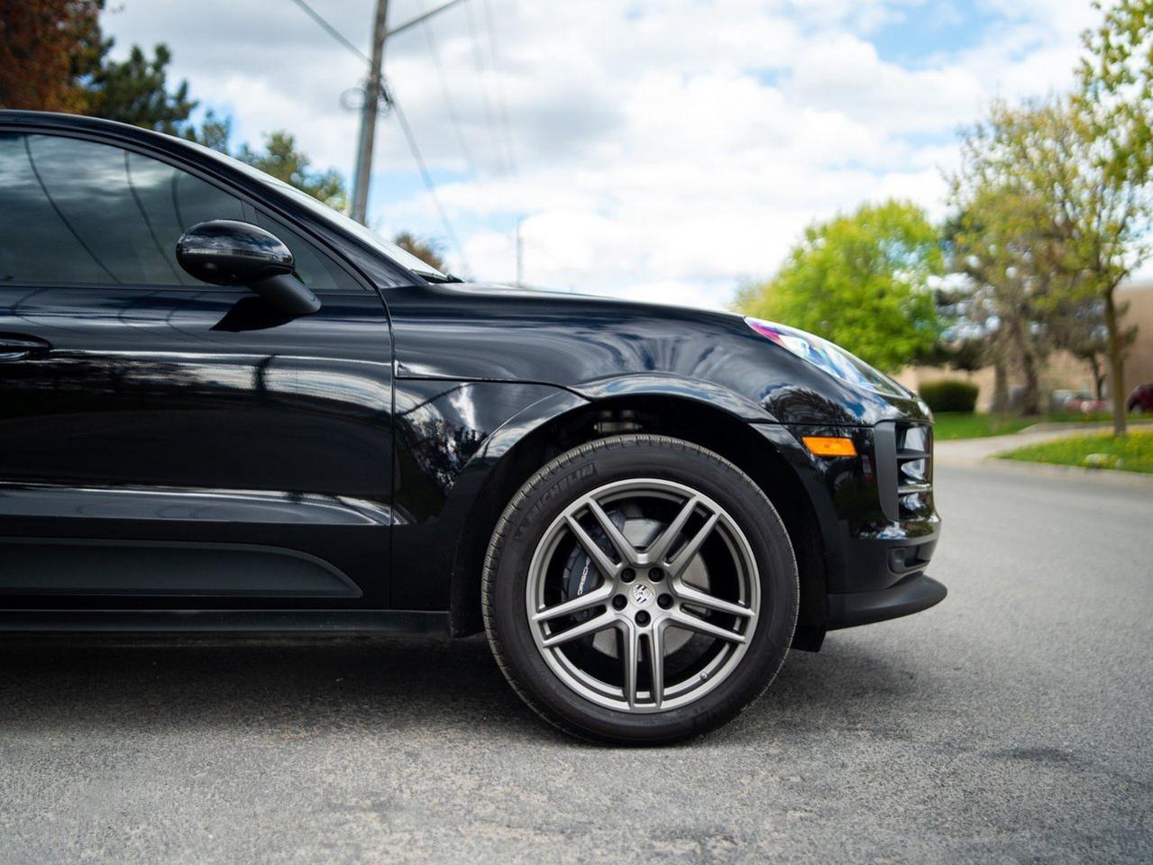 2021 Porsche Macan Base Photo