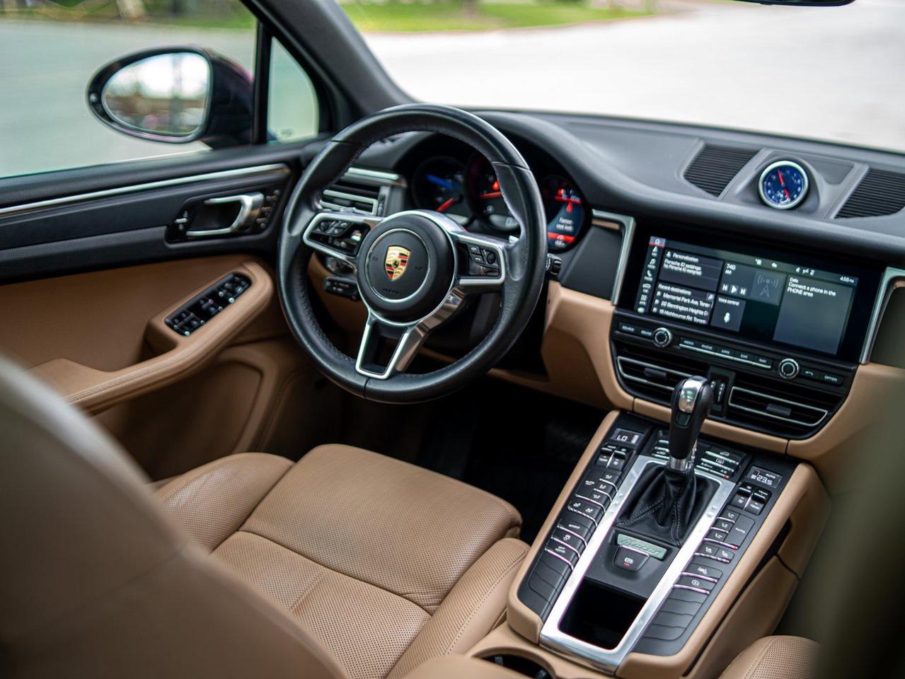 2021 Porsche Macan Base Photo