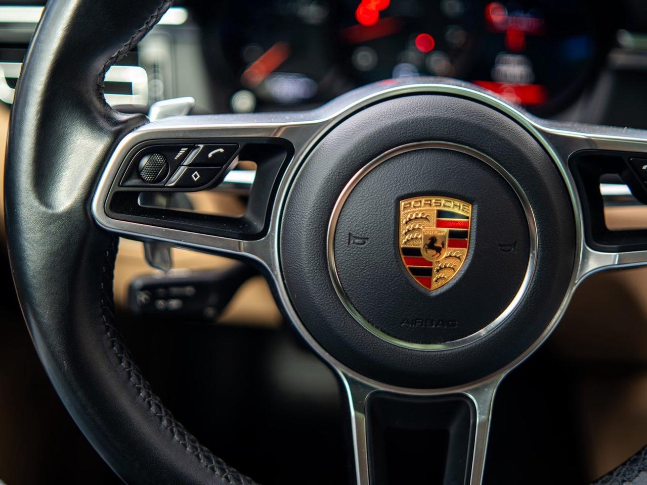 2021 Porsche Macan Base Photo