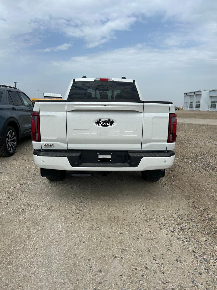 2026 Ford F-150 LARIAT 4WD SuperCrew 6.5' Box 502A Photo3