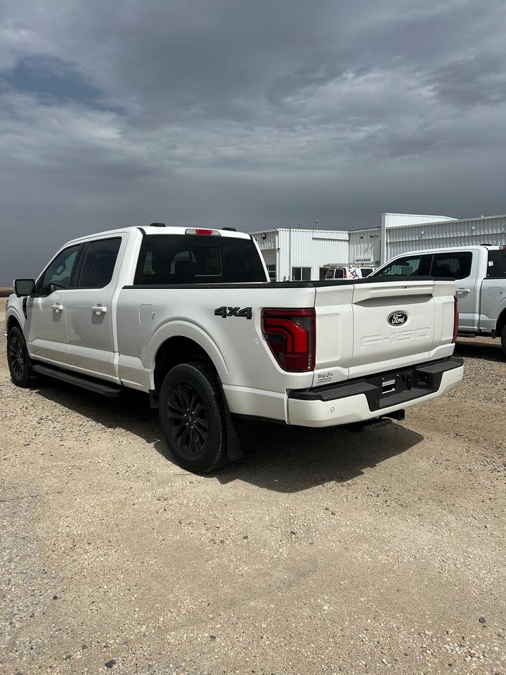 2026 Ford F-150 LARIAT 4WD SuperCrew 6.5' Box 502A Photo2