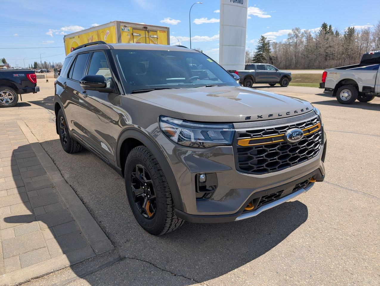 2026 Ford Explorer TREMOR Photo3