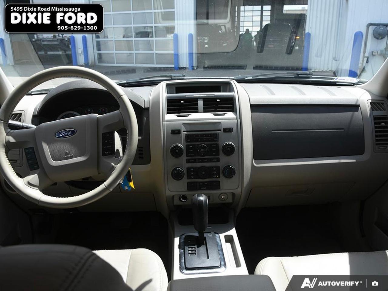 2010 Ford Escape XLT Photo
