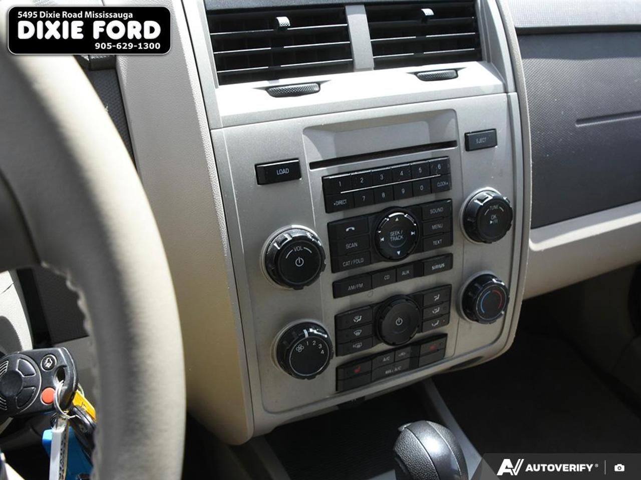 2010 Ford Escape XLT Photo
