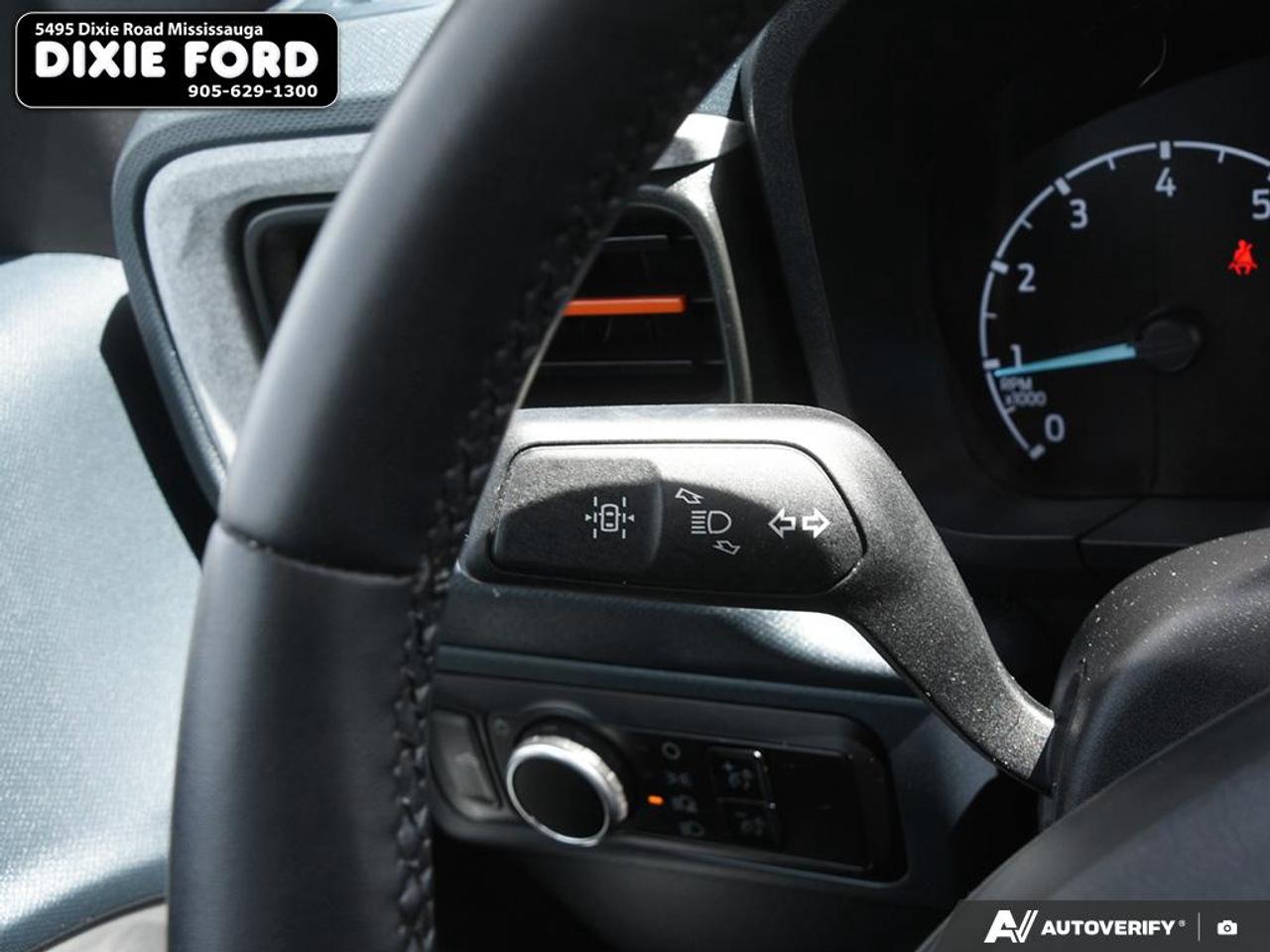 2023 Ford Maverick XLT Photo
