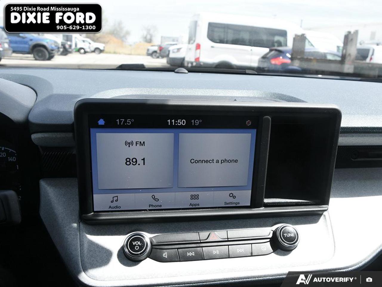 2023 Ford Maverick XLT Photo