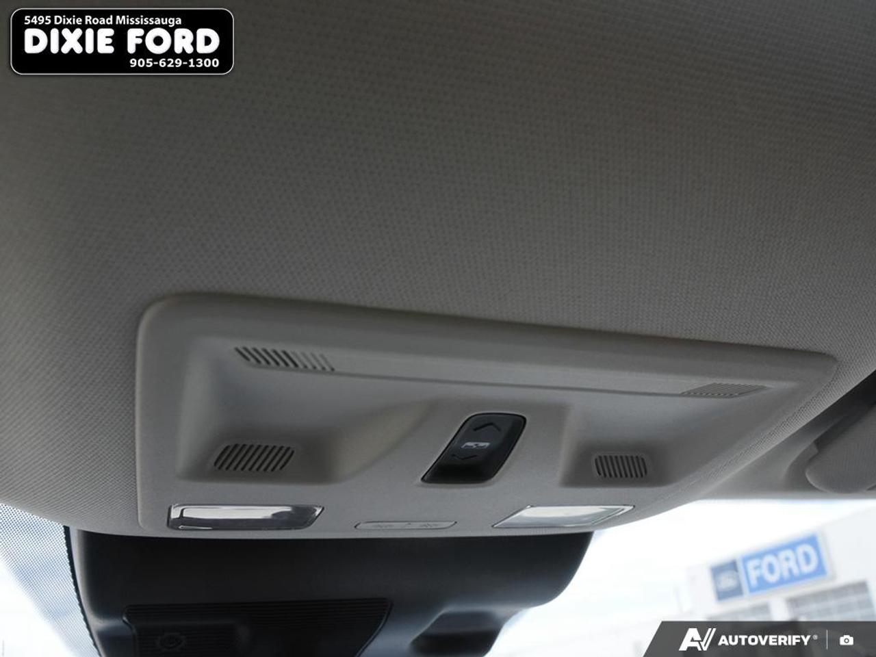 2023 Ford Maverick XLT Photo