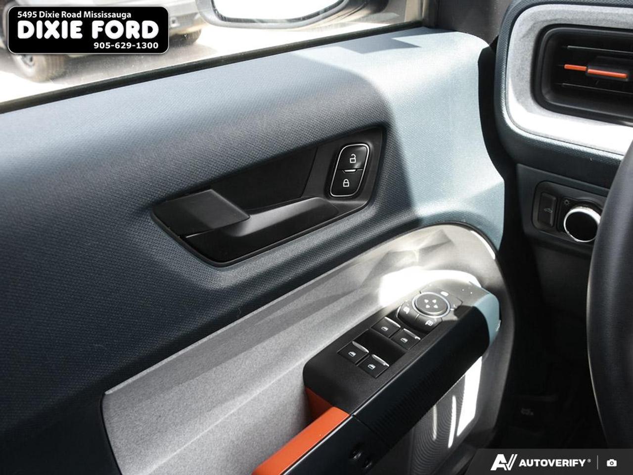 2023 Ford Maverick XLT Photo