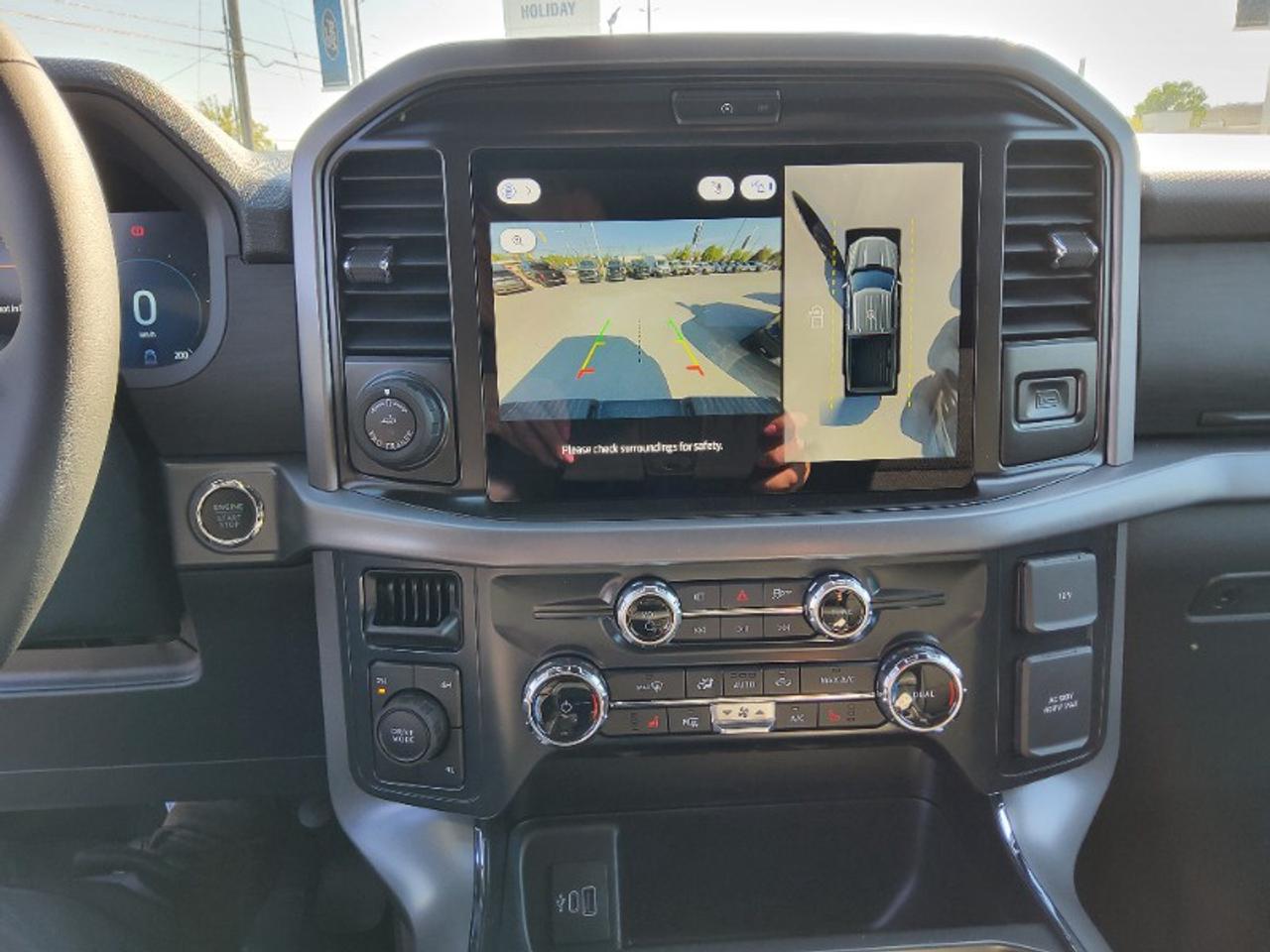 2026 Ford F-150 XLT Photo