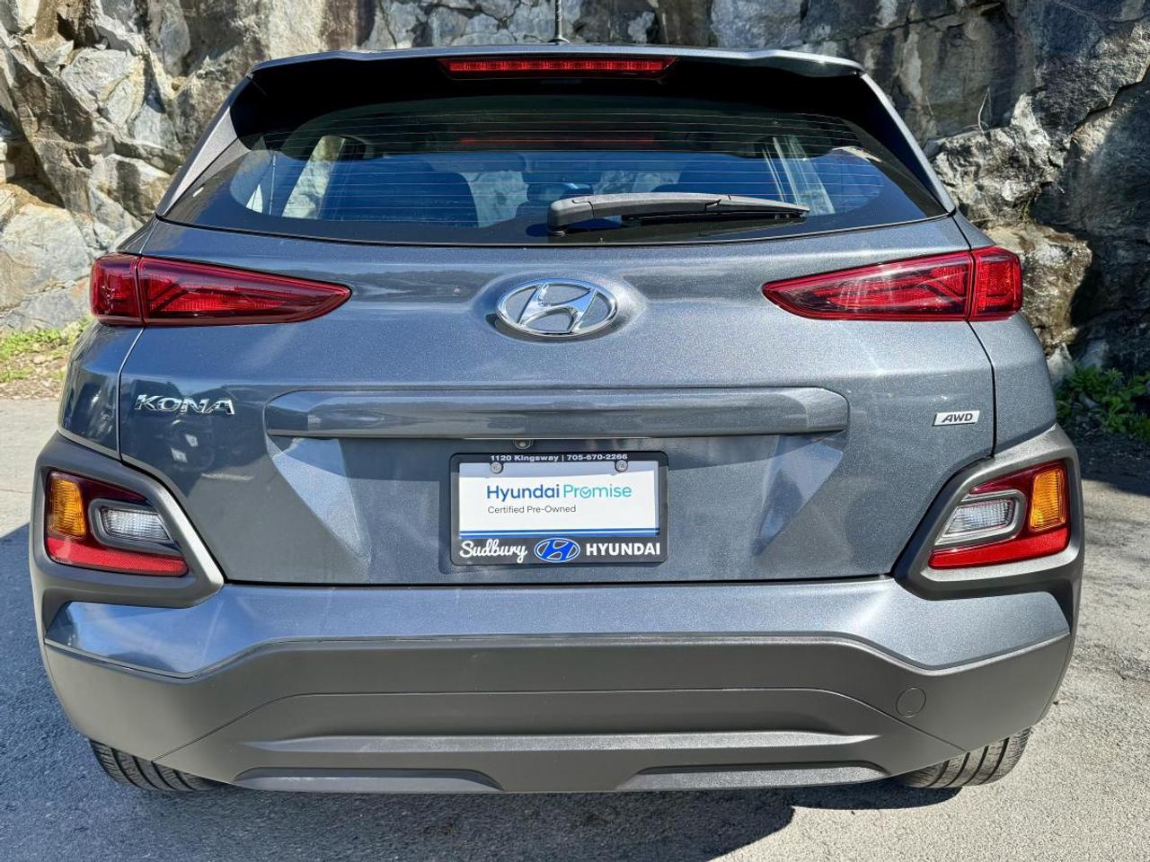 2021 Hyundai KONA Preferred AWD Photo
