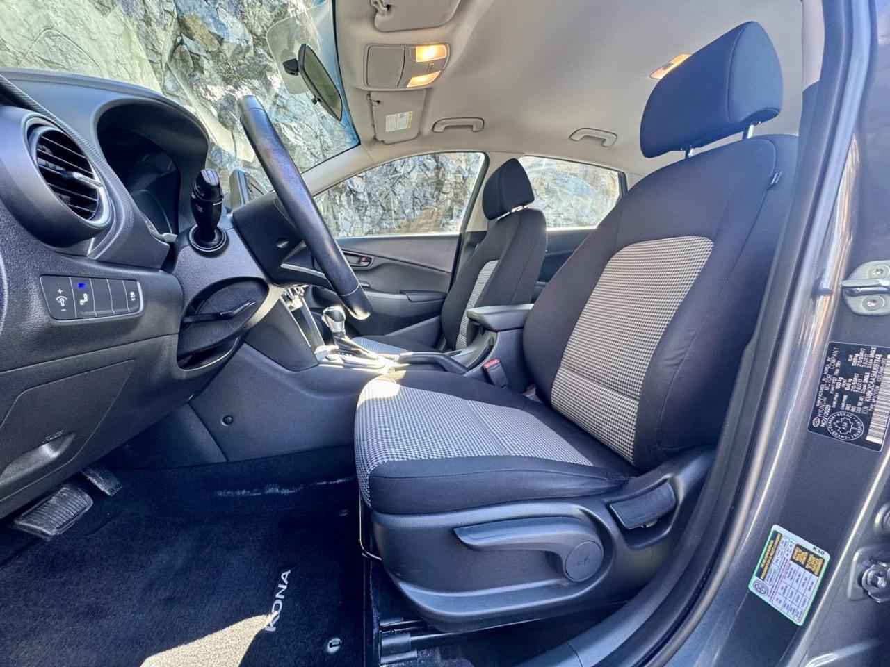 2021 Hyundai KONA Preferred AWD Photo