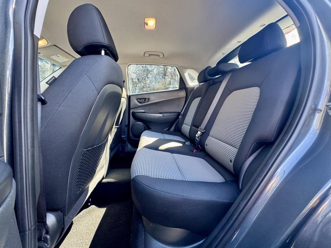 2021 Hyundai KONA Preferred AWD Photo