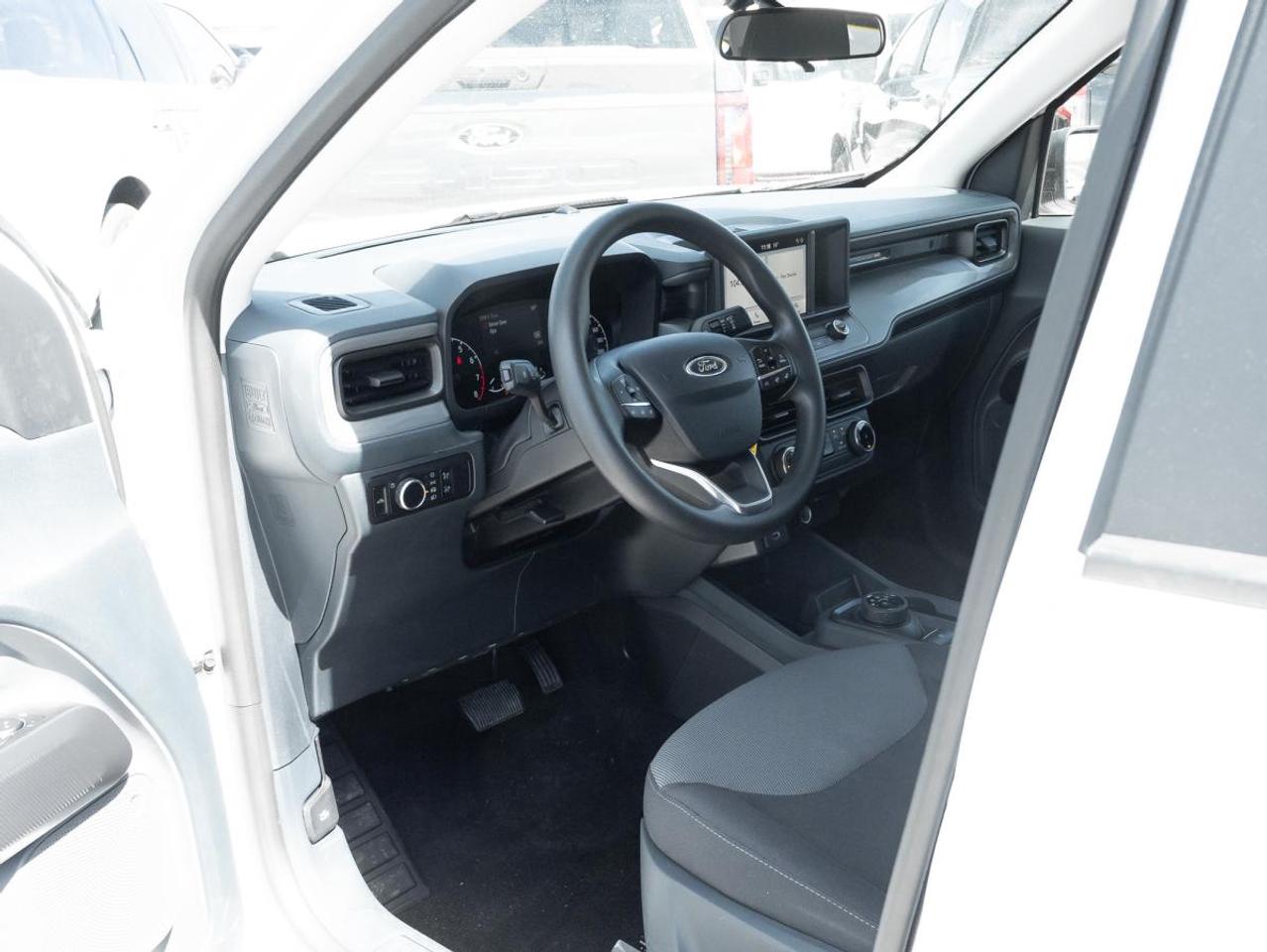 2024 Ford Maverick XL Photo