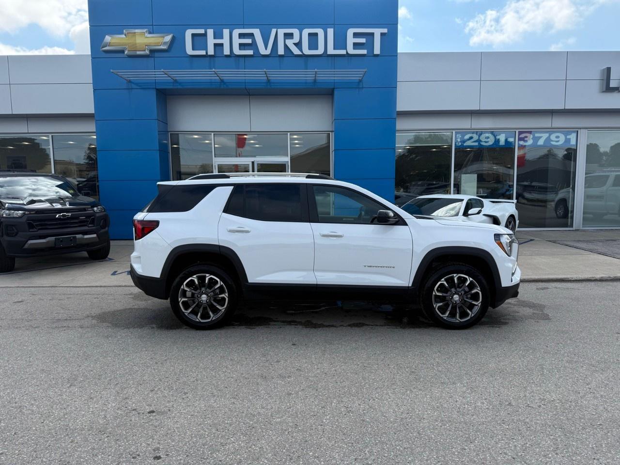 2026 GMC Terrain fwd elevation Photo1