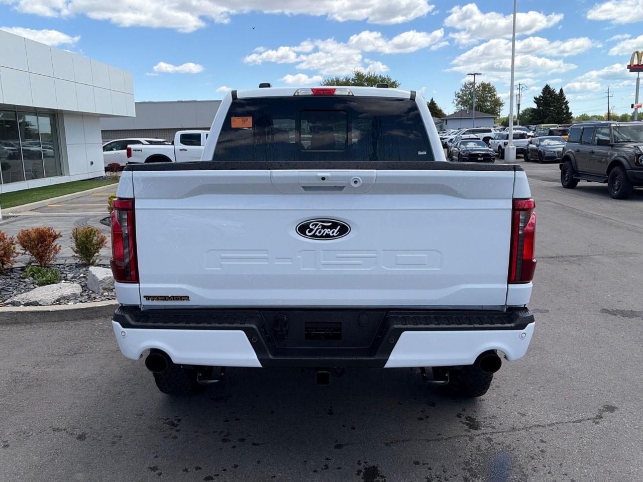 2026 Ford F-150 Tremor 4WD SuperCrew 5.5' Box Photo3