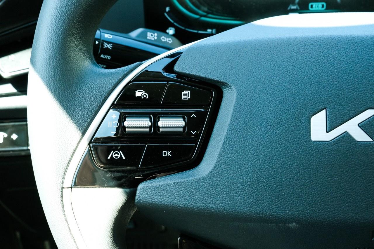 2026 Kia NIRO LX FWD Photo