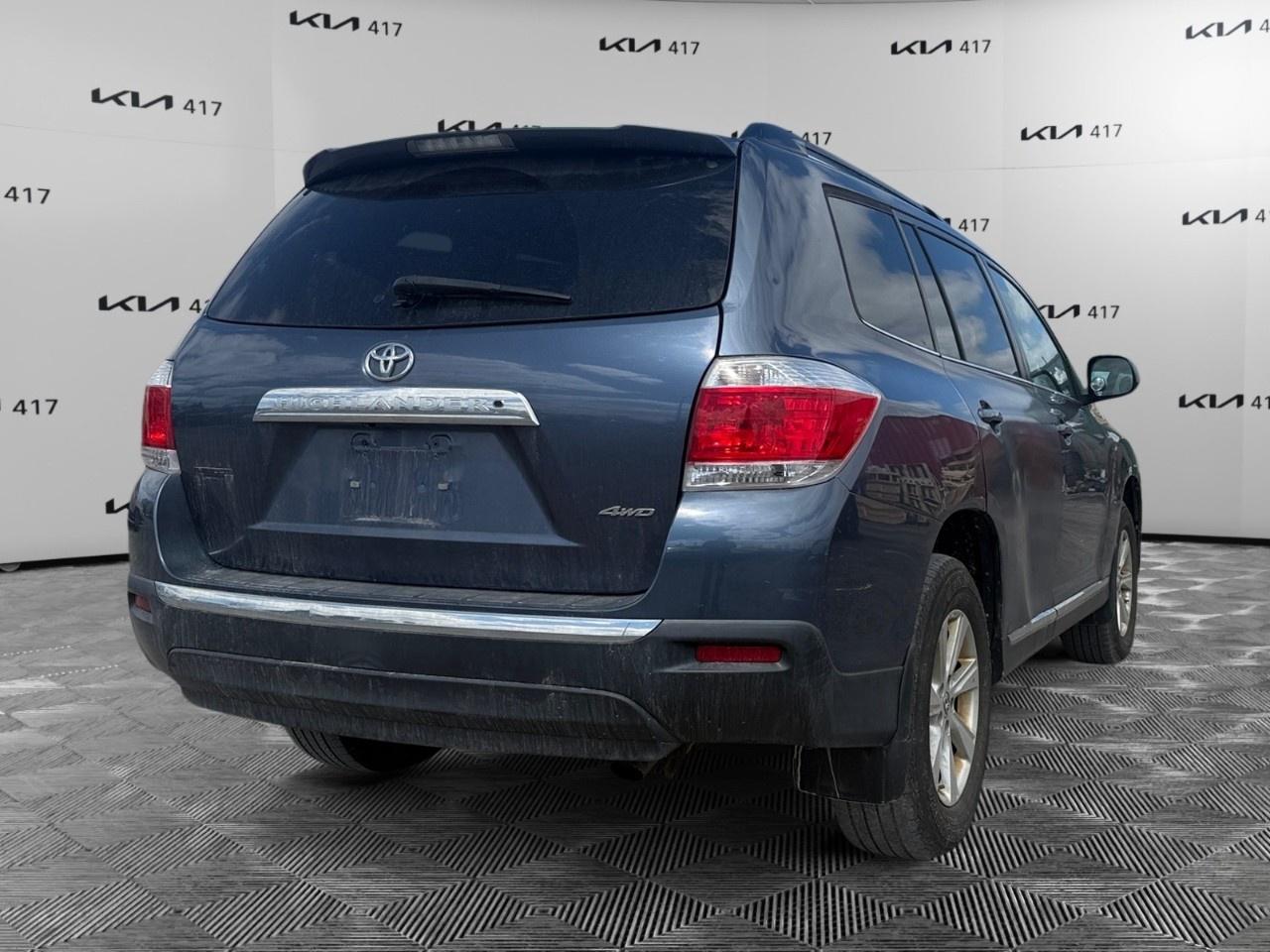 2011 Toyota Highlander 4WD 4DR Photo