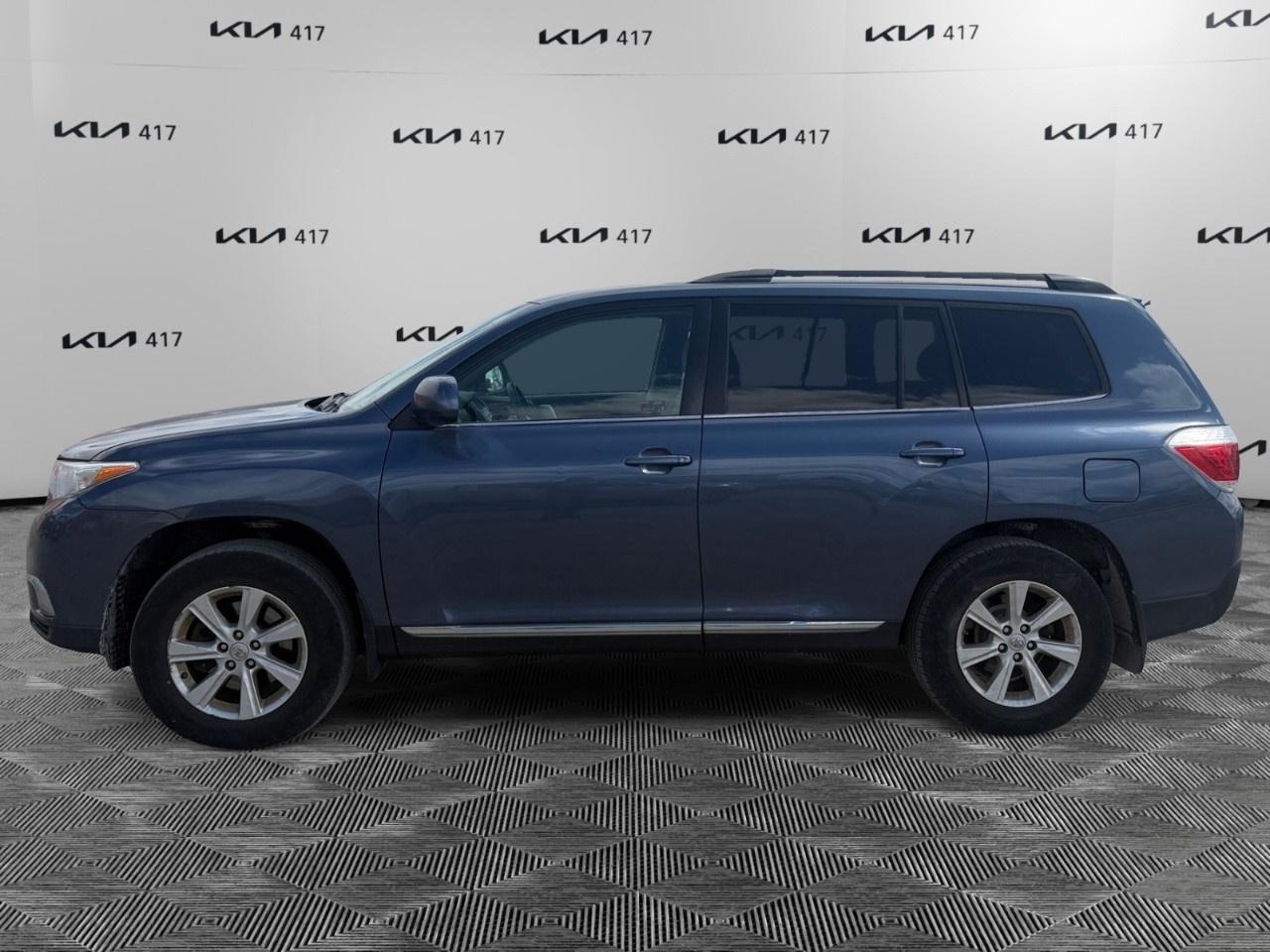 2011 Toyota Highlander 4WD 4DR Photo