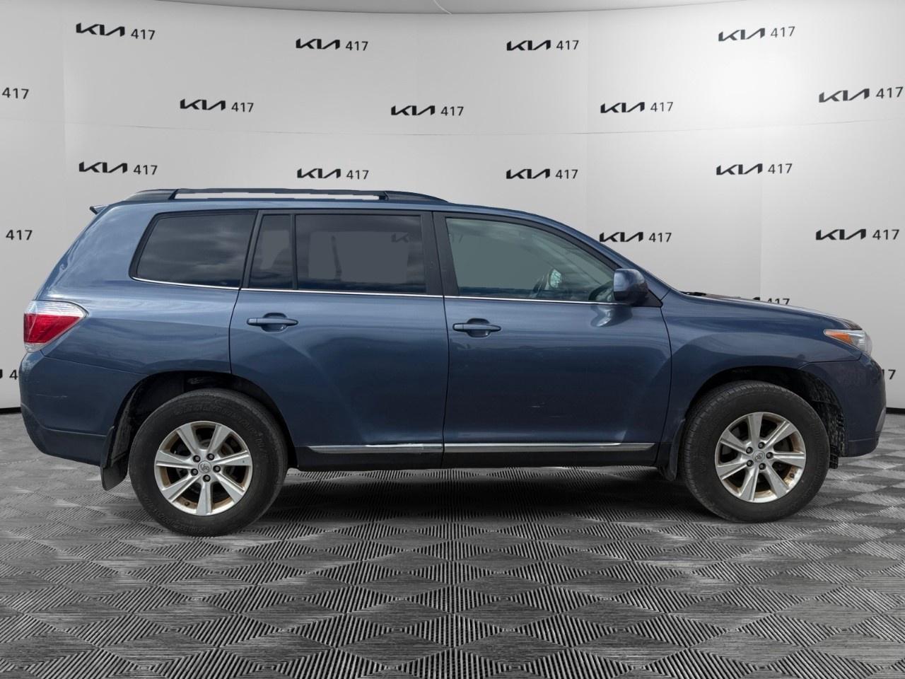 2011 Toyota Highlander 4WD 4DR Photo