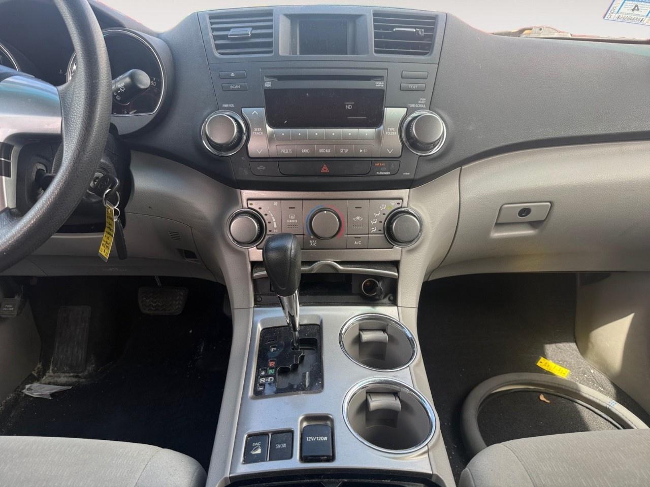 2011 Toyota Highlander 4WD 4DR Photo