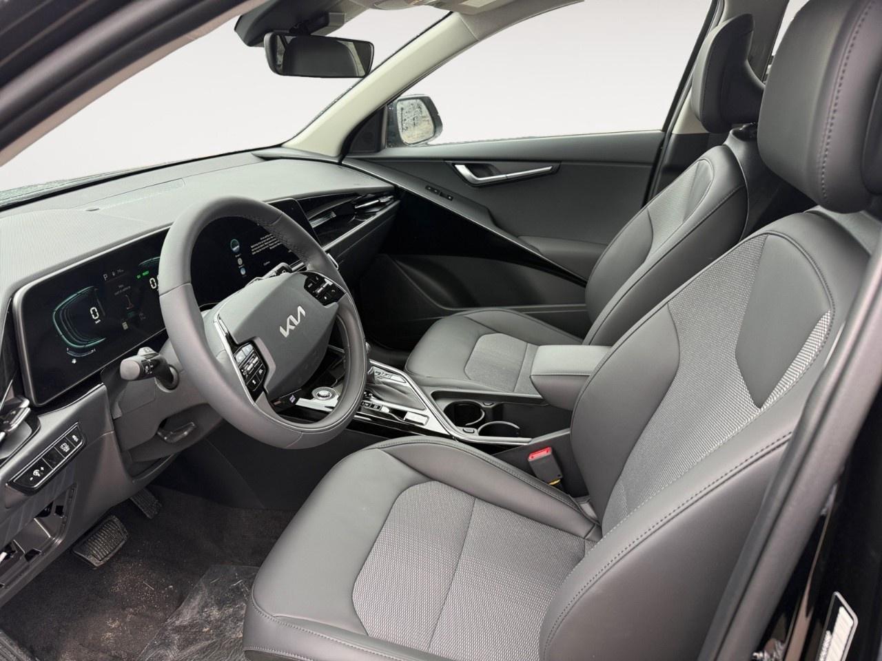 2026 Kia NIRO EX FWD Photo