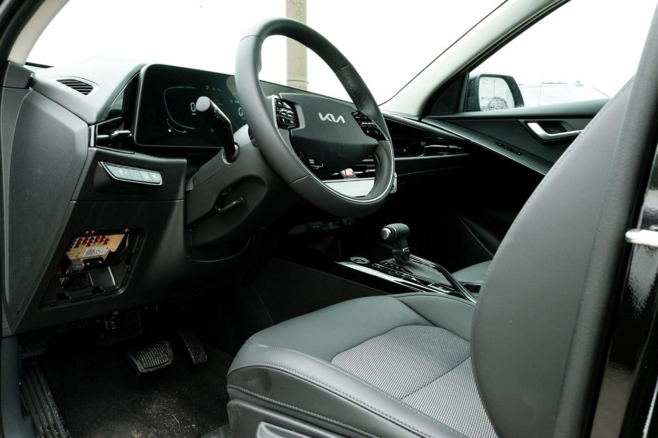 2026 Kia NIRO EX FWD Photo