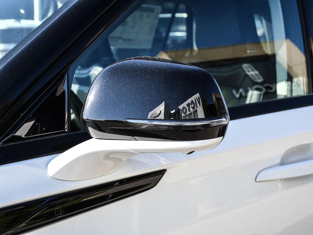 2026 Lincoln Aviator Reserve AWD Photo