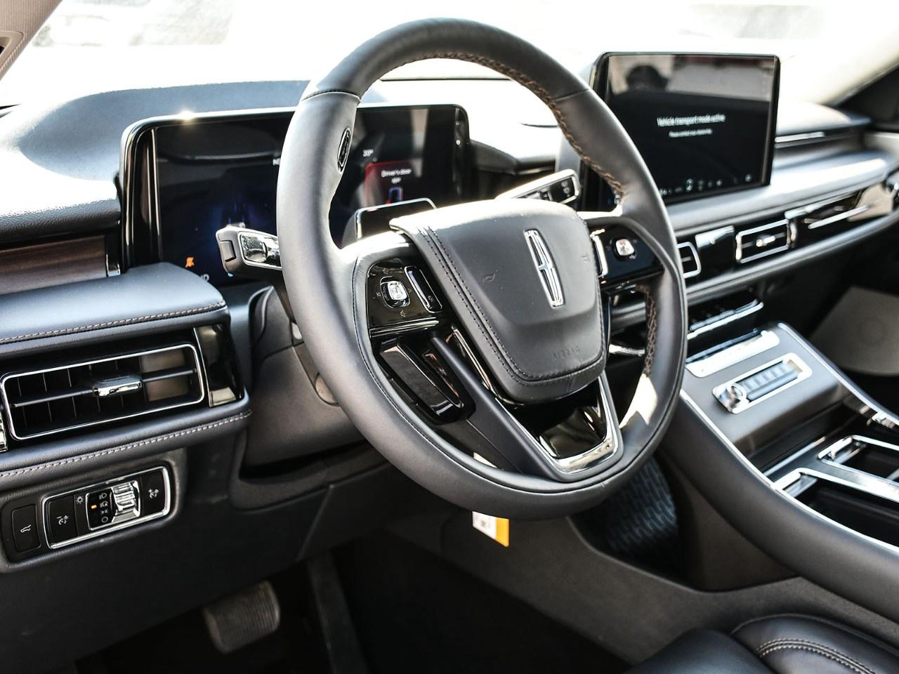 2026 Lincoln Aviator Reserve AWD Photo