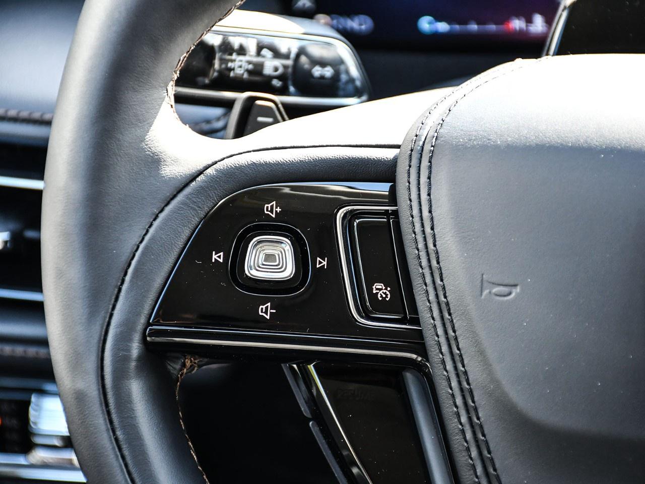 2026 Lincoln Aviator Reserve AWD Photo