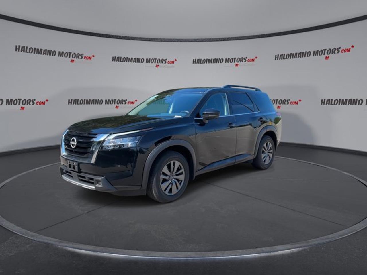 2022 Nissan Pathfinder SV 4WD | No Accidents | 360 Camera | Panoramic Roof Photo