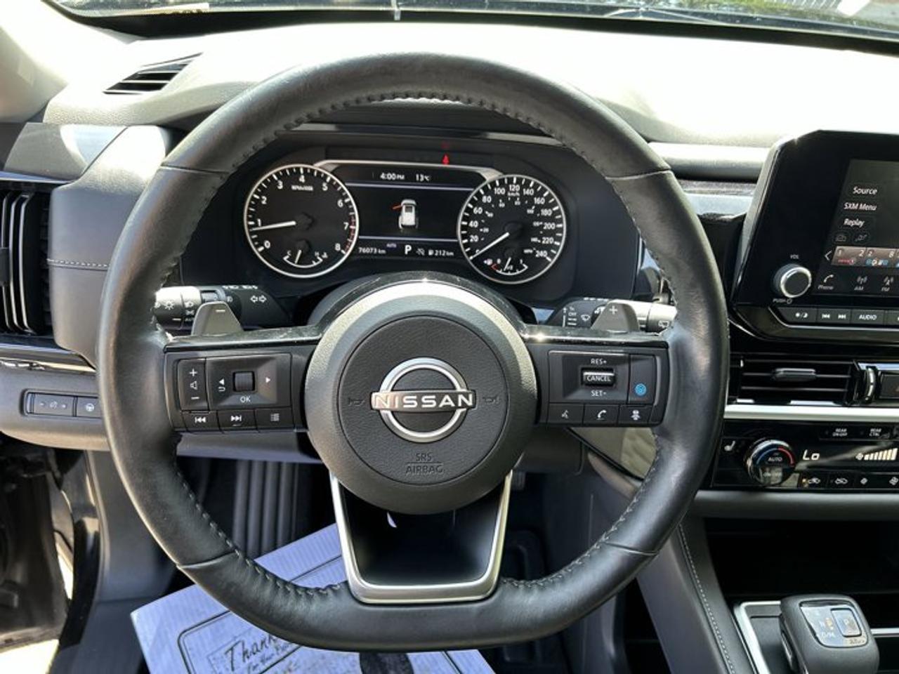 2022 Nissan Pathfinder SV 4WD | No Accidents | 360 Camera | Panoramic Roof Photo