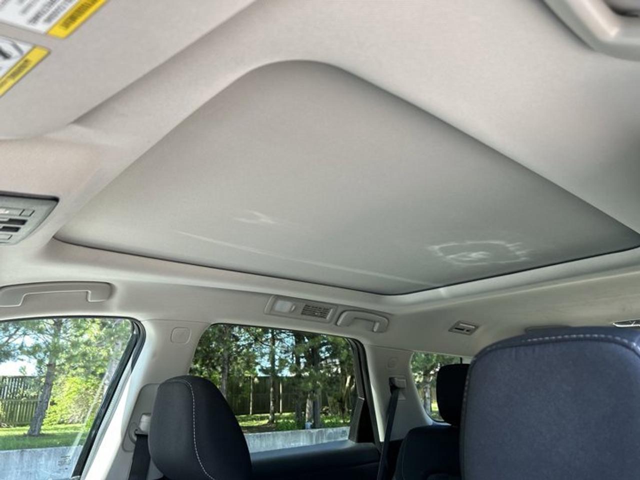 2022 Nissan Pathfinder SV 4WD | No Accidents | 360 Camera | Panoramic Roof Photo
