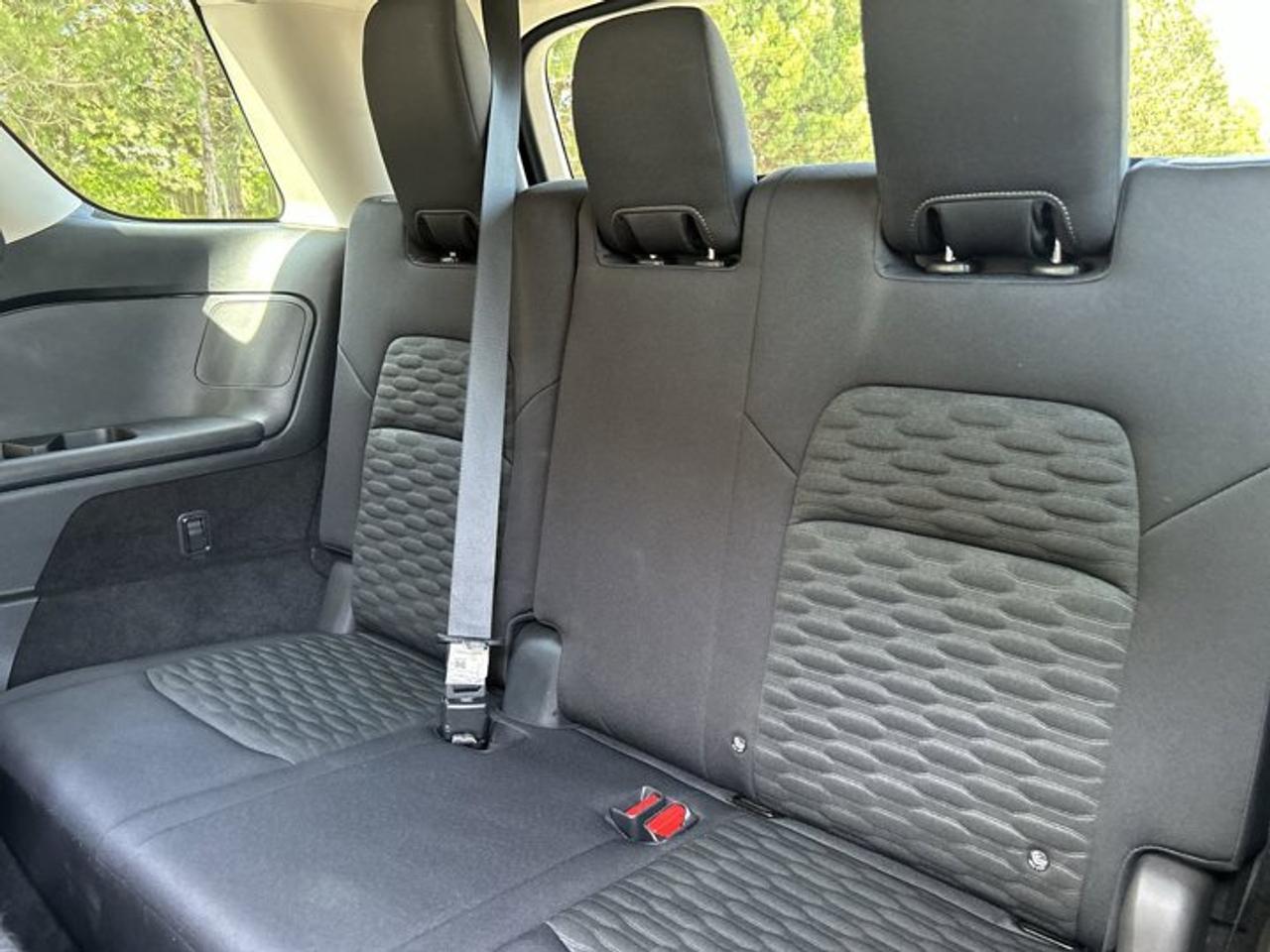 2022 Nissan Pathfinder SV 4WD | No Accidents | 360 Camera | Panoramic Roof Photo