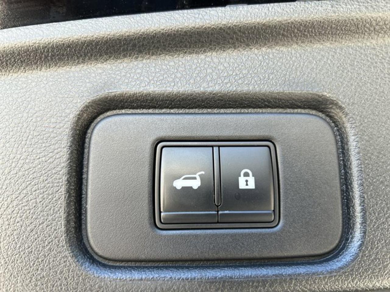 2022 Nissan Pathfinder SV 4WD | No Accidents | 360 Camera | Panoramic Roof Photo