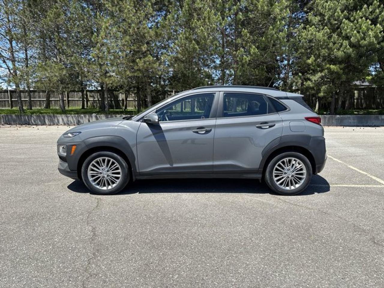 2021 Hyundai KONA Preferred FWD | No Accidents | Heated Steering Wheel Photo