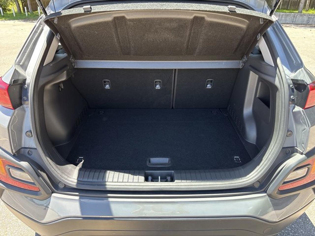 2021 Hyundai KONA Preferred FWD | No Accidents | Heated Steering Wheel Photo