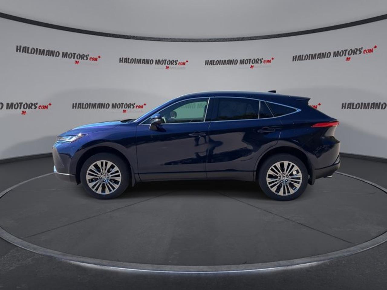 2022 Toyota Venza XLE AWD | No Accidents | Leather Seats | Heated Steering Wheel Photo4