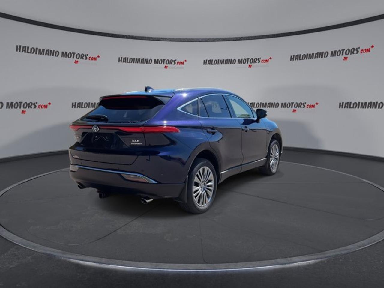 2022 Toyota Venza XLE AWD | No Accidents | Leather Seats | Heated Steering Wheel Photo