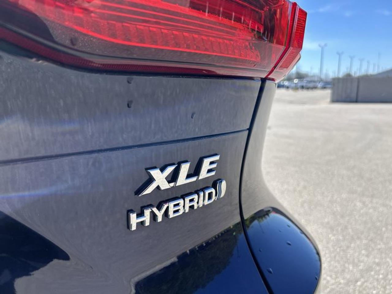 2022 Toyota Venza XLE AWD | No Accidents | Leather Seats | Heated Steering Wheel Photo