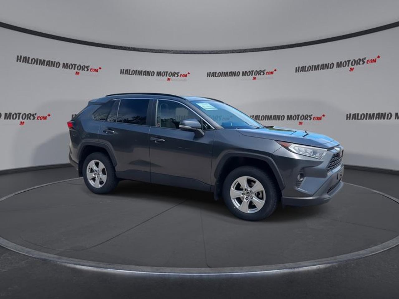 2019 Toyota RAV4 XLE AWD | No Accidents | Sunroof | Heated Steering Photo